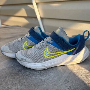 Nike Kids Sneakers in Gray and Blue with Yellow Accents
